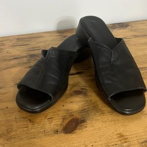 Munro leather slippers